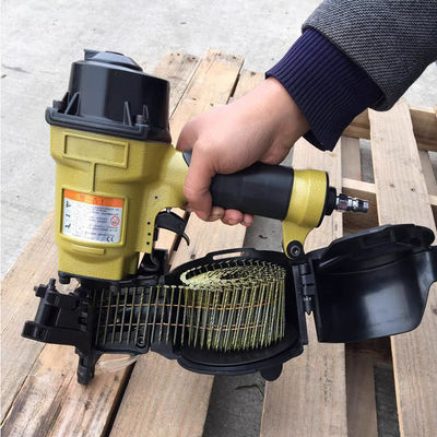 Ottenere il miglior CN 70 Spirale Nailer per il tetto 290 * 132 * 283mm Nessuna tensione richiesta