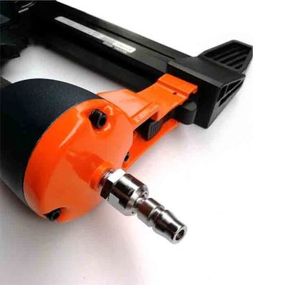 SR40 Fonte di alimentazione pneumatica Concrete Masonry Nail Gun con modalità di fuoco regolabile