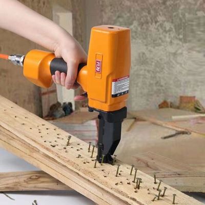 Pneumatico Air Nail Puller BD70 Nail Remover per pallet di legno Max Nail Length 2 1/2IN