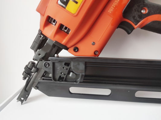 34° Pistola elettrica per chiodi in legno con cornice per chiodi a gas Velocità inferiore a 1500/giorno Portatile