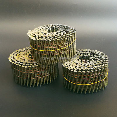 Fabbricazione e imballaggio di pallet di grado industriale