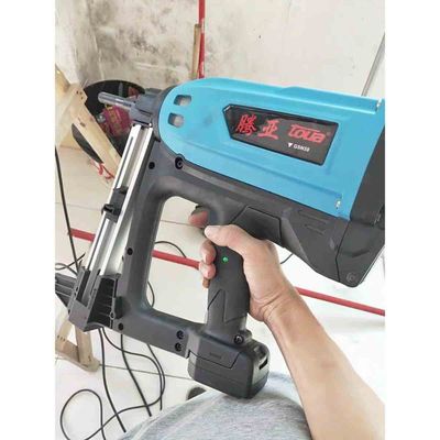 440*370*120mm GSN50 Gas Nailer Battery Nail Gun ed efficienza per 5/8in Concreto Chiodi