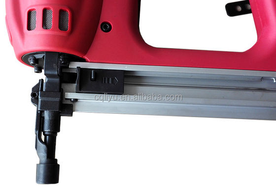 Scopri la Nail Gun pneumatica GN90 per la costruzione