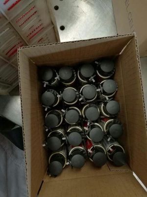 FC165 Bottone di gas al propano-butano per GSN50 Gas Nailer 1000-1200 colpi Capacità duratura