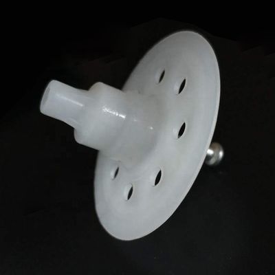 Lunghezza in acciaio 42 mm Chiodo di conservazione del calore 30 mm Isolatore di plastica Testa di fissaggio Diametro 7,6 mm
