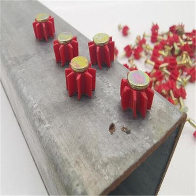 Rivestimenti in PVC rosso Punte in acciaio per finestre in lega di alluminio Lunghezza 16-76 mm