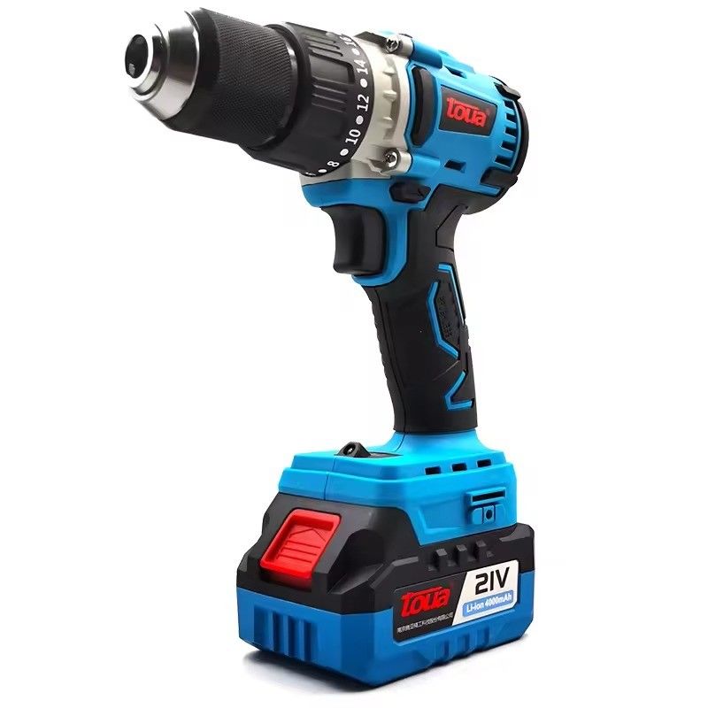 Vivi prestazioni senza pari con il nostro trapano senza fili da 21 V e la batteria Li-Ion da 4,0 Ah